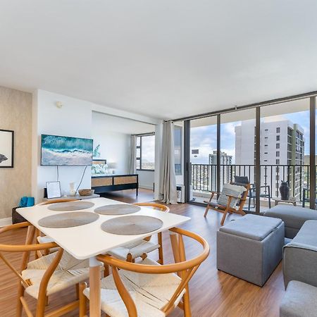 Waikiki Banyan W-Ocean Views With Free Parking! Apartment Хонолулу Екстериор снимка