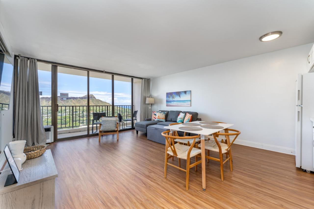 Waikiki Banyan W-Ocean Views With Free Parking! Apartment Хонолулу Екстериор снимка