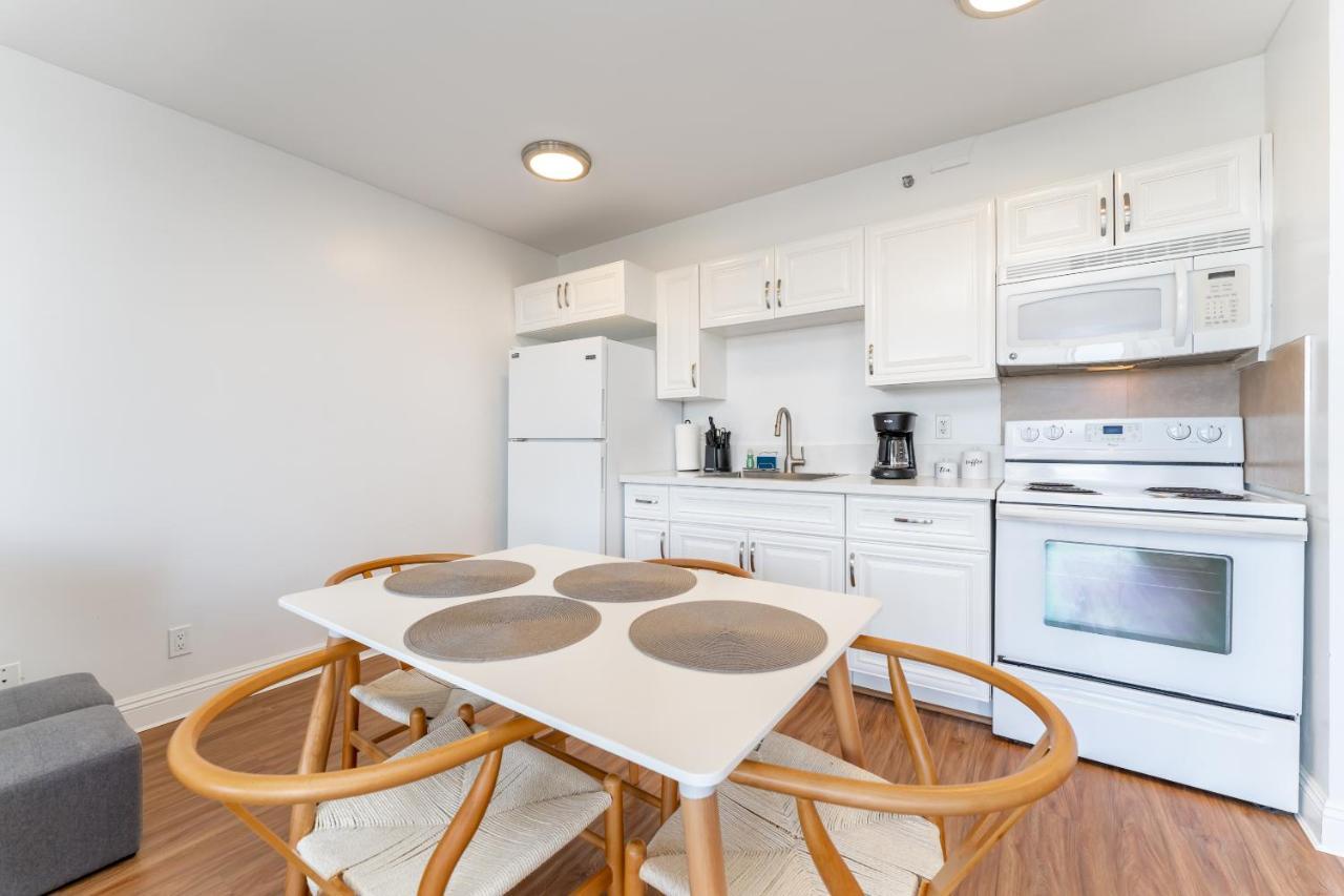 Waikiki Banyan W-Ocean Views With Free Parking! Apartment Хонолулу Екстериор снимка
